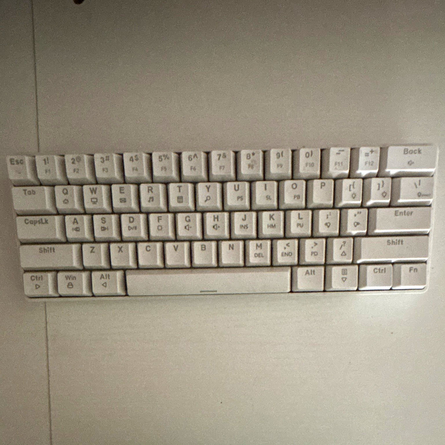 Compact White Wired USB Keyboard Arabic/English QWERTY Standard Layout