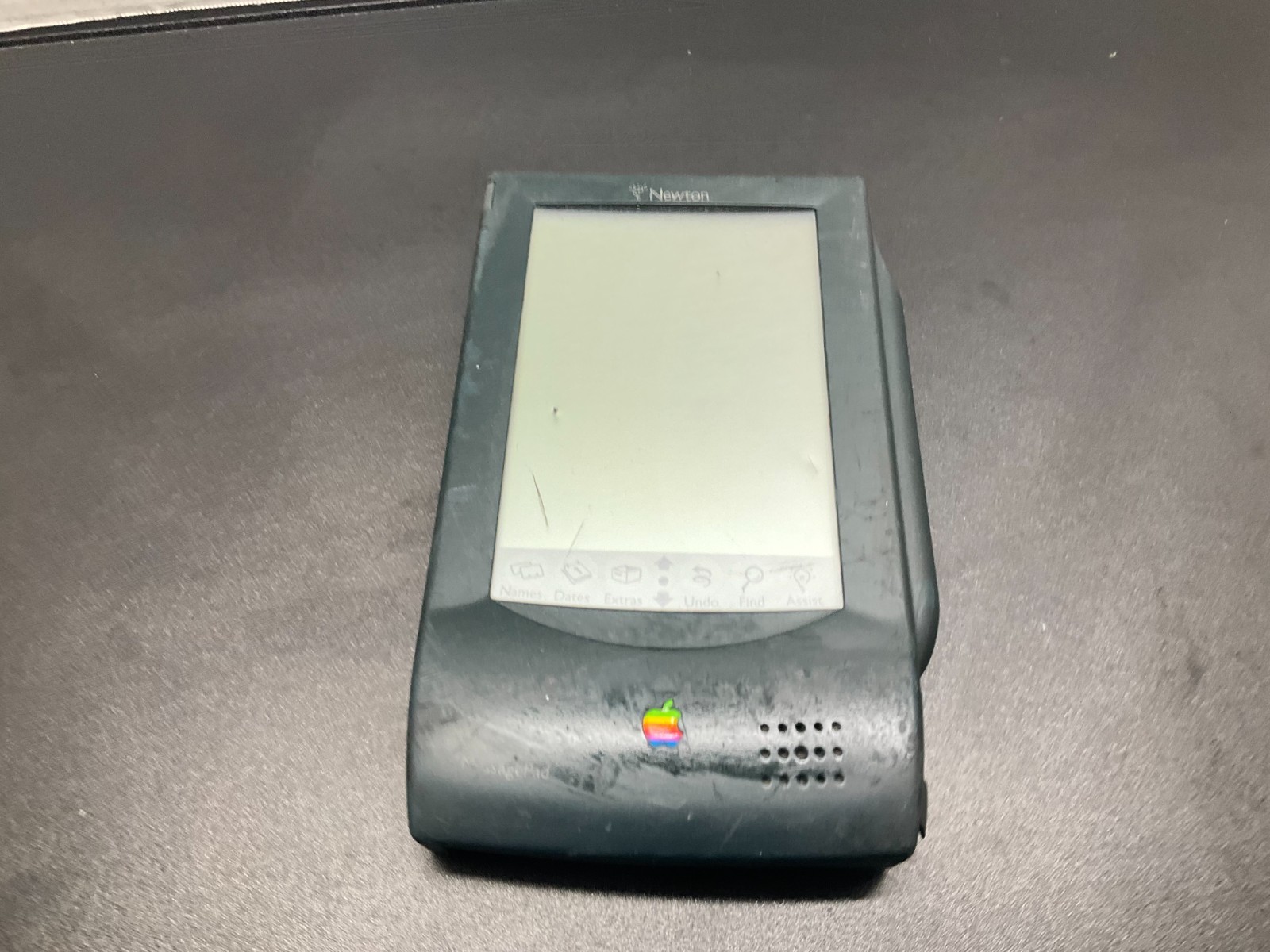 Vintage 1993 Apple Newton MessagePad H1000 - FOR PARTS