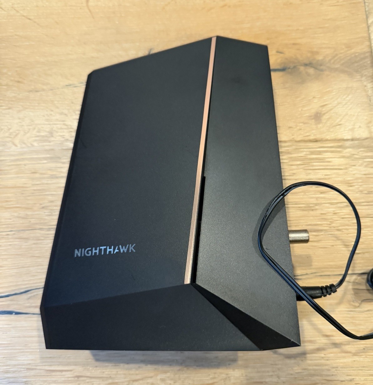 NETGEAR Nighthawk CM2000 Cable Modem 2.5Gbps DOCSIS 3.1