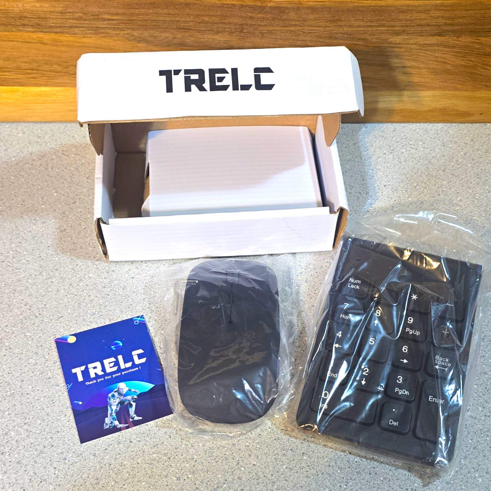 TRELC Wireless Numeric Keypad with Mouse Black USB Plug & Play Auto Sleep EN