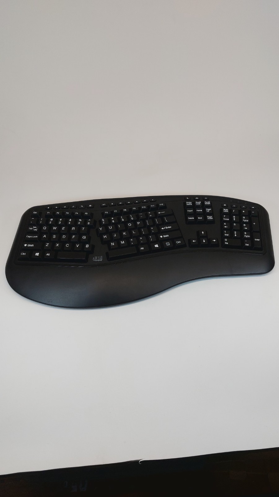Adesso WKB1500GB 2.4 GHz Wireless Ergonomic Keyboard  - Works