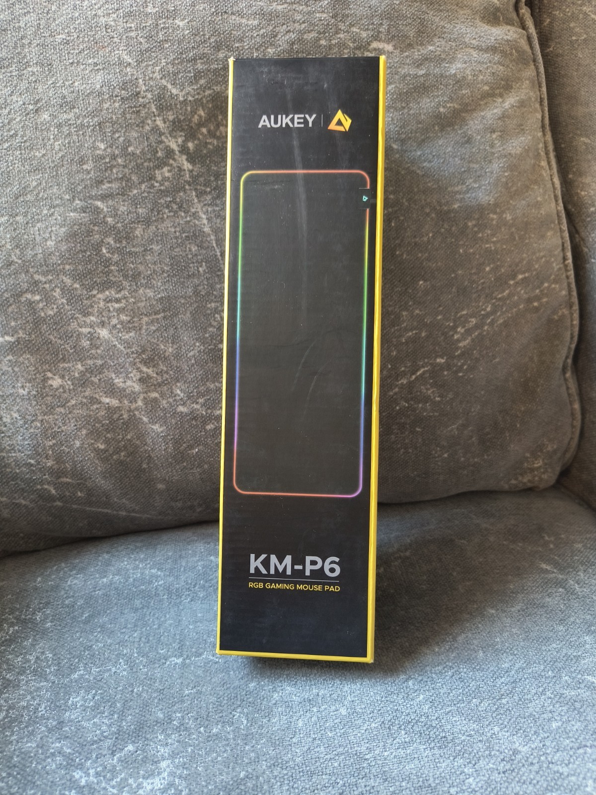 AUKEY KM-P6 RGB Gaming Mouse Pad Large Extended LED Desk Mat 31.5" x 11.8"