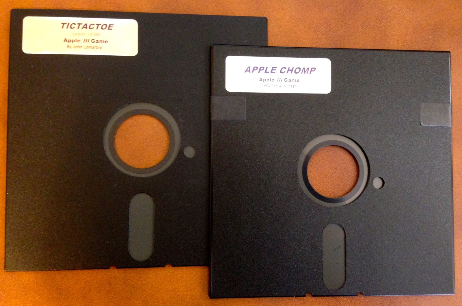 Apple III Home Computers / Apple Chomp / Tic Tac Toe 2 Game Disk Set