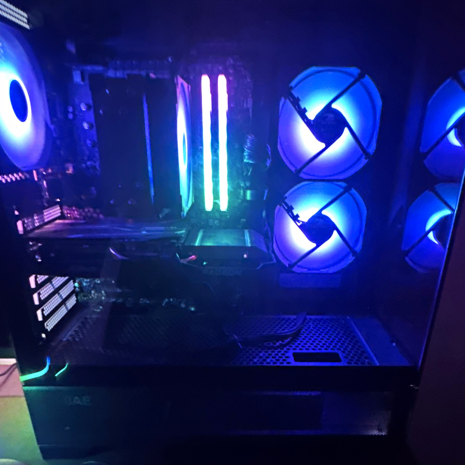 iBUYPOWER - Element SE Gaming