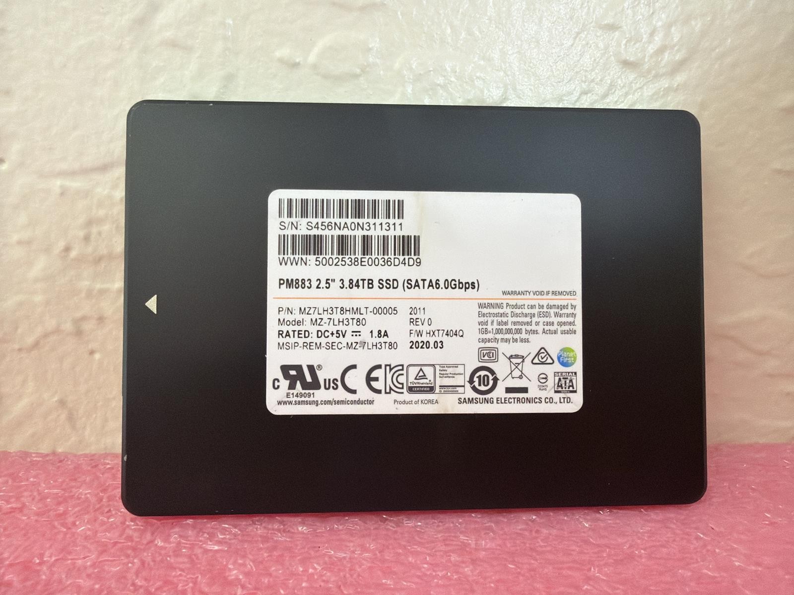 SAMSUNG MZ7LH3T8HMLT-00005 PM883 3.84TB 2.5 SATA SSD