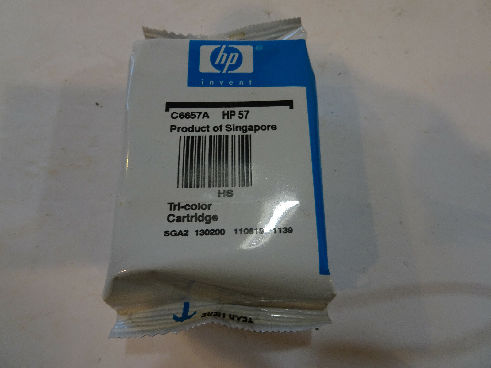 GENUINE HP  57 Tri-color Ink Cartridges C6657A  NEW Sealed  without box