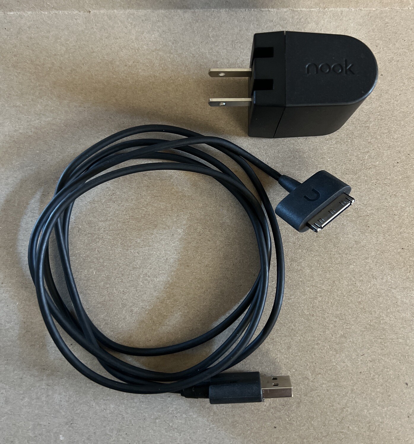Nook HD/HD+ USB Charger BNA-A0001 & Charging Cable