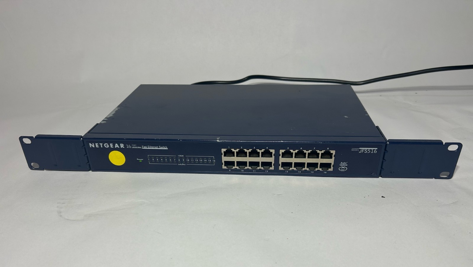 NETGEAR ProSafe JFS516 16 Port Fast Ethernet Switch 10/100 Rackmount Unmanaged