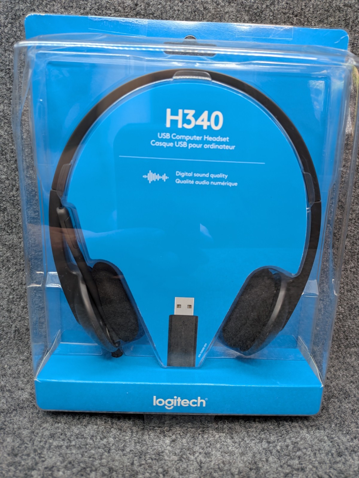 NEW Logitech H340 USB Computer Headset Noise Cancelling Mic 981-000507