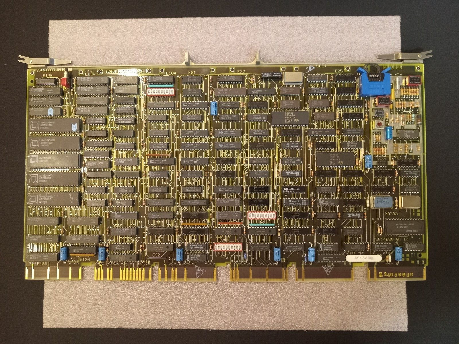 DEC Digital Equipment Corp DMZ32 M8398 UNIBUS 24-line ASYNC Multiplexer (B15)