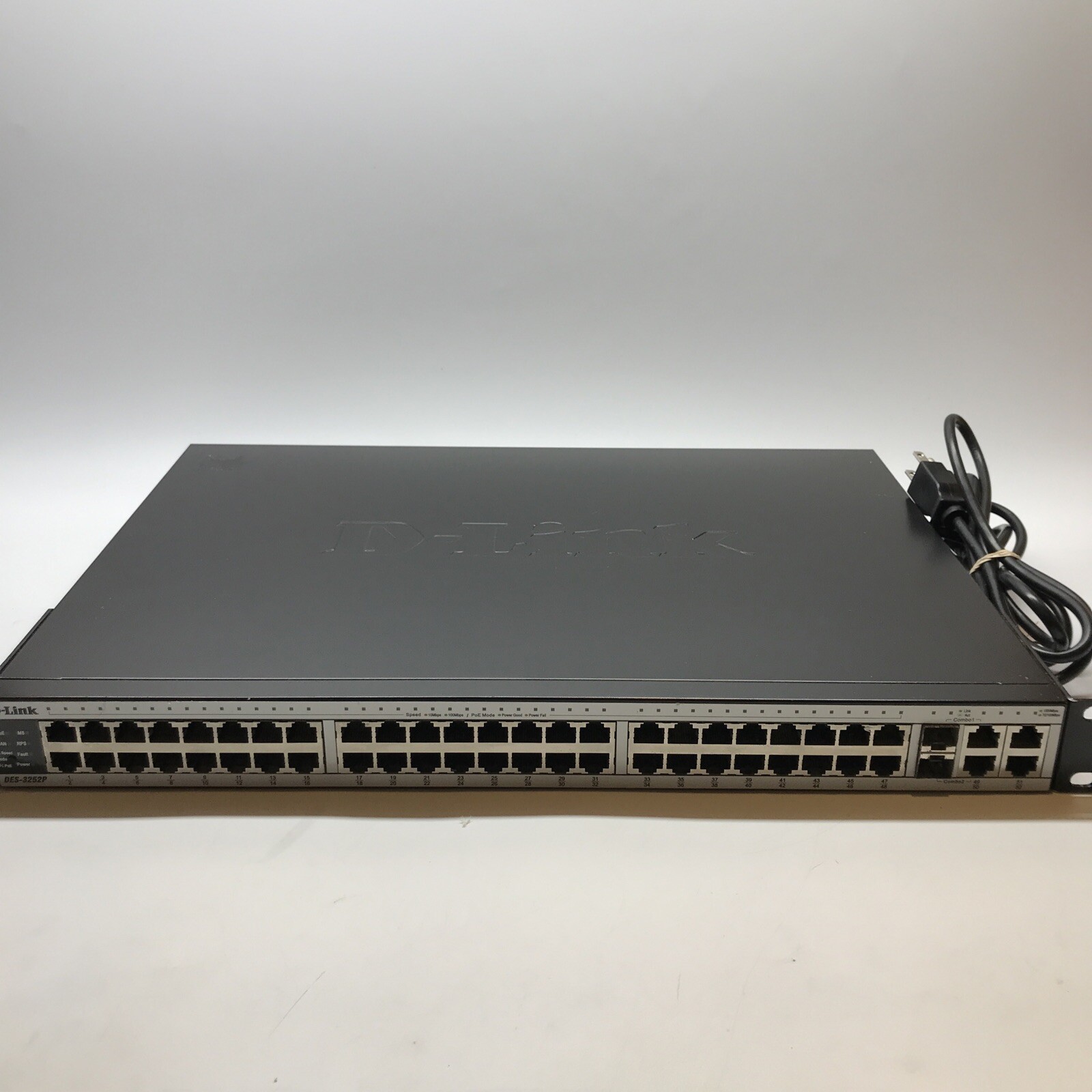 D-LINK 48-PORTS EXTERNAL SWITCH MANAGED DES-3252P WITH POWER CORD