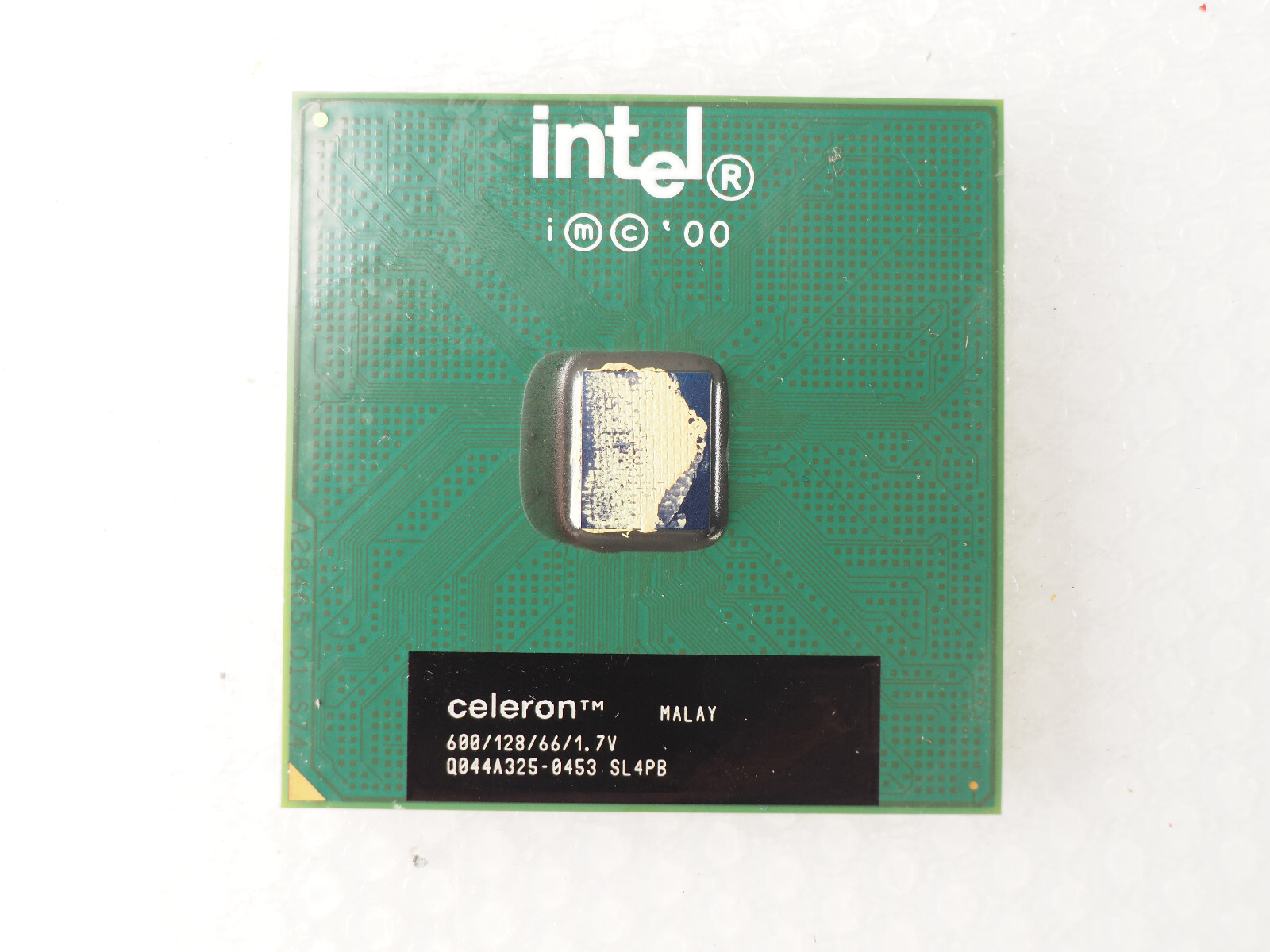 Intel Celeron SL4PB 600MHz/128KB/66MHz Socket 370 CPU Processor
