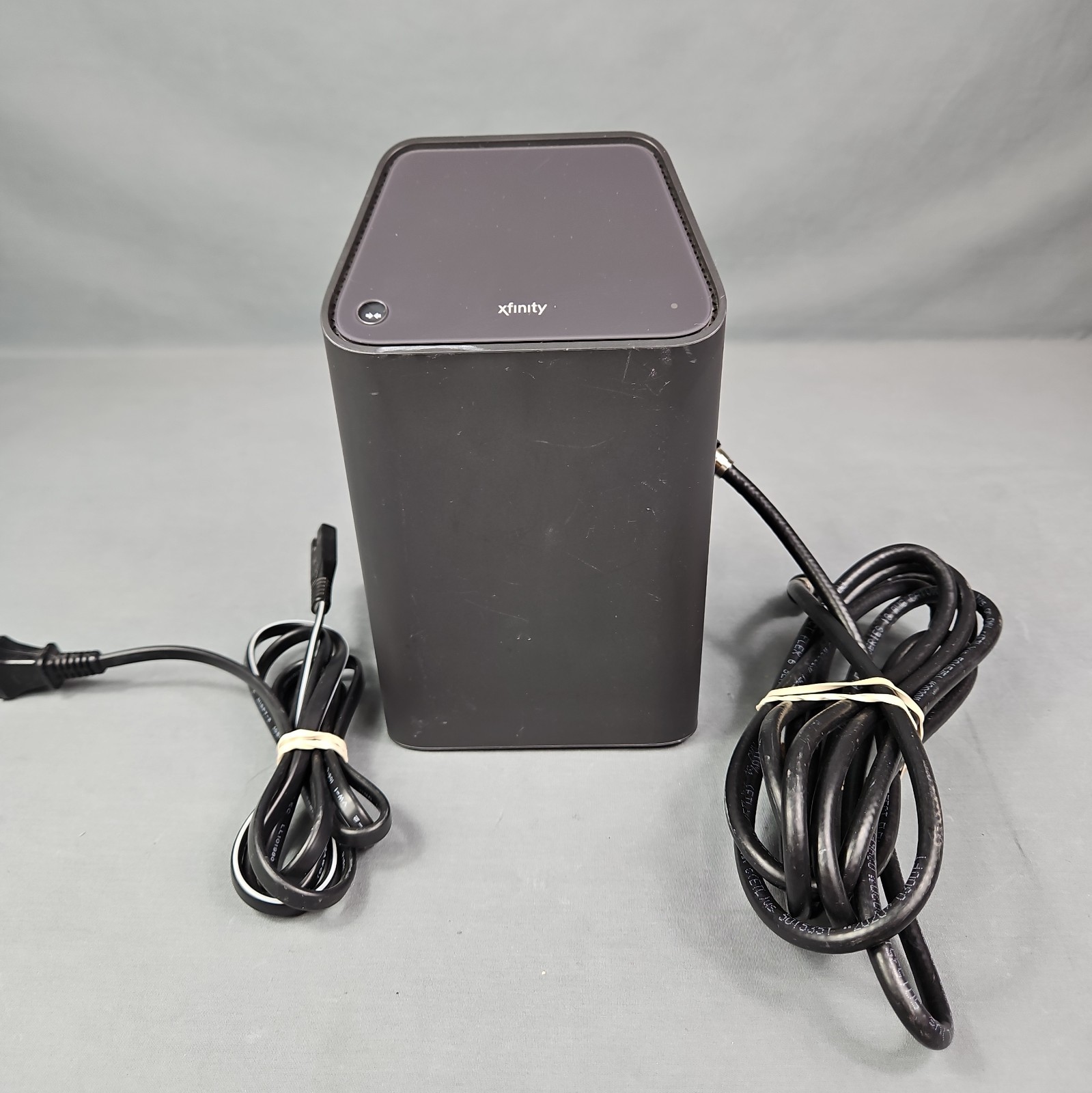 Xfinity XB6-A Gateway WiFi Router Modem xFi with Cords Tested 