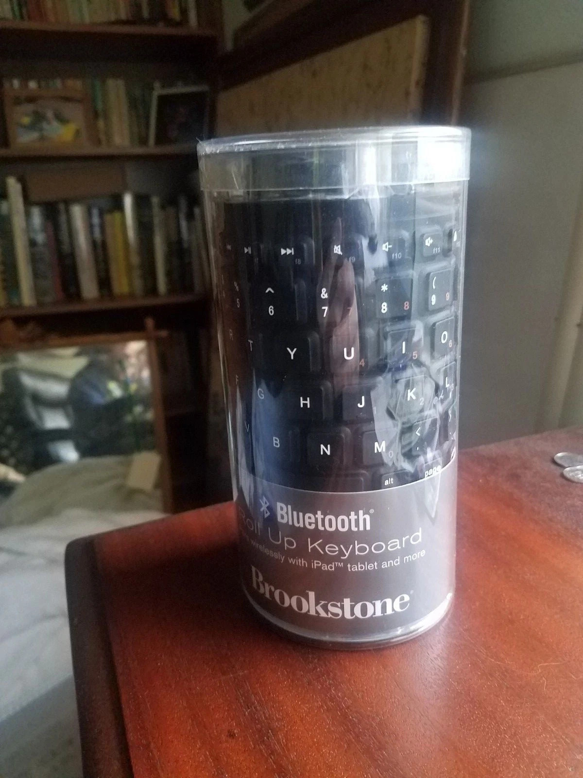Brookstone Bluetooth Wireless Roll-Up Keyboard 682369 Black