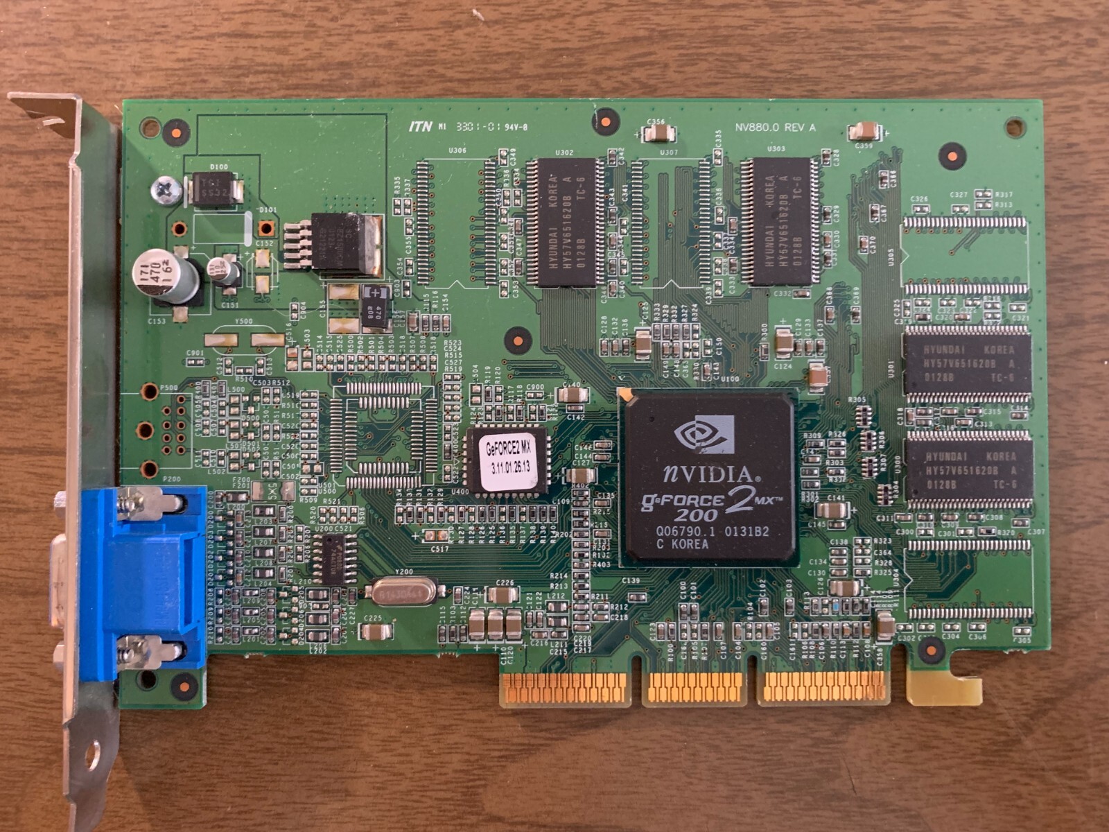 PNY NVIDIA GeForce2 MX 200 (VCD001542-01). 32MB DDR SDRAM AGP 4x/8x Graphics.