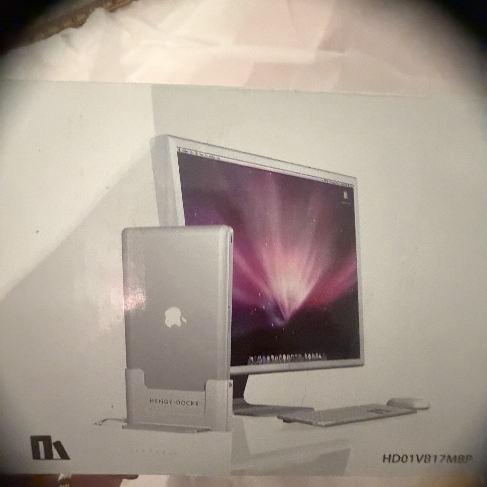 Apple Henge Docks Dock MacBook Pro 17in Version B HD01VB17MBP