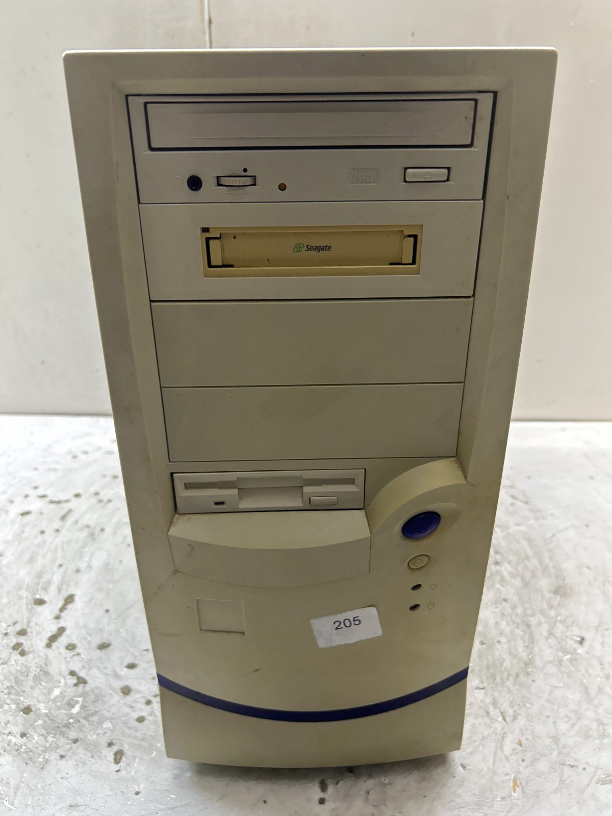 Vintage Beige ATX Desktop Computer Sleeper Case