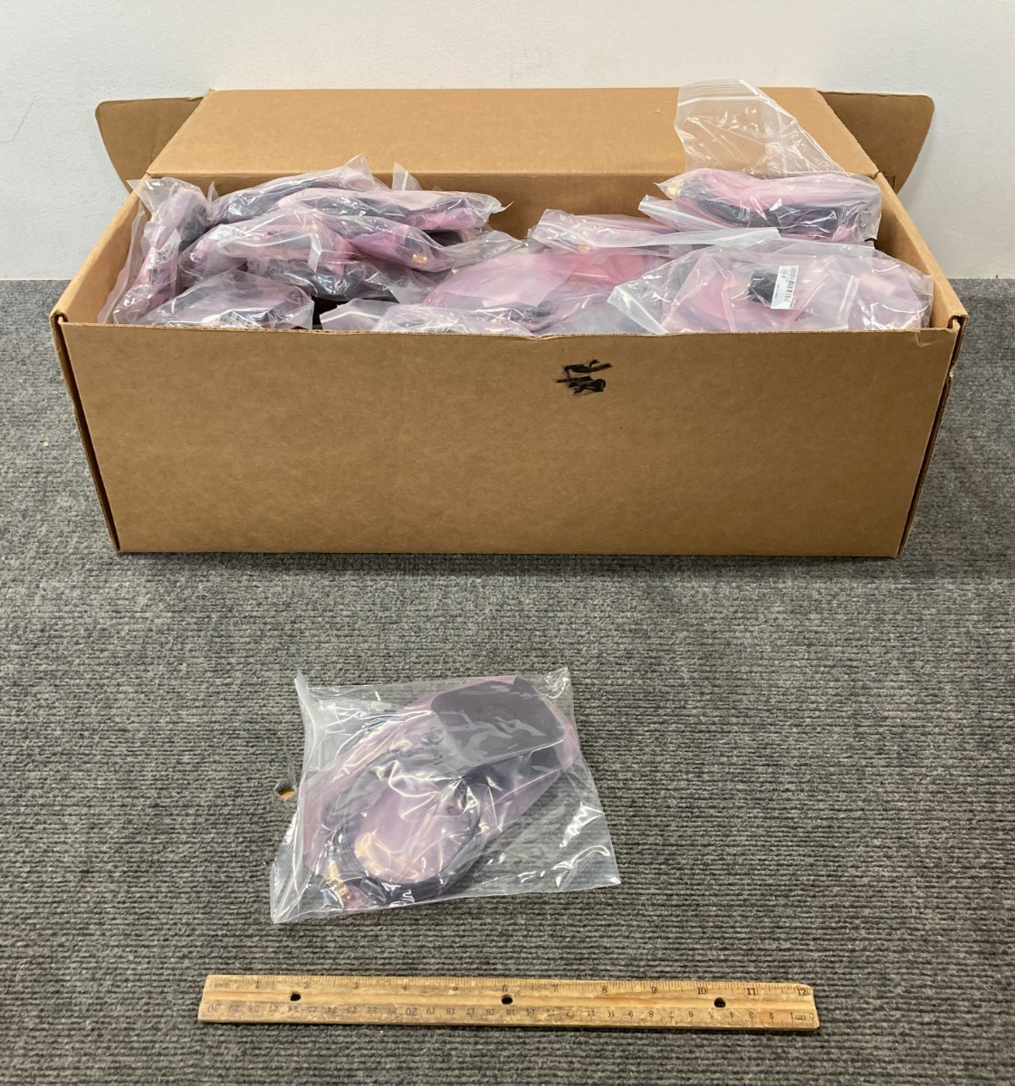 Lot of 61 Dell 07MJGK WiFi Puck Antenna Kits - Open Box -