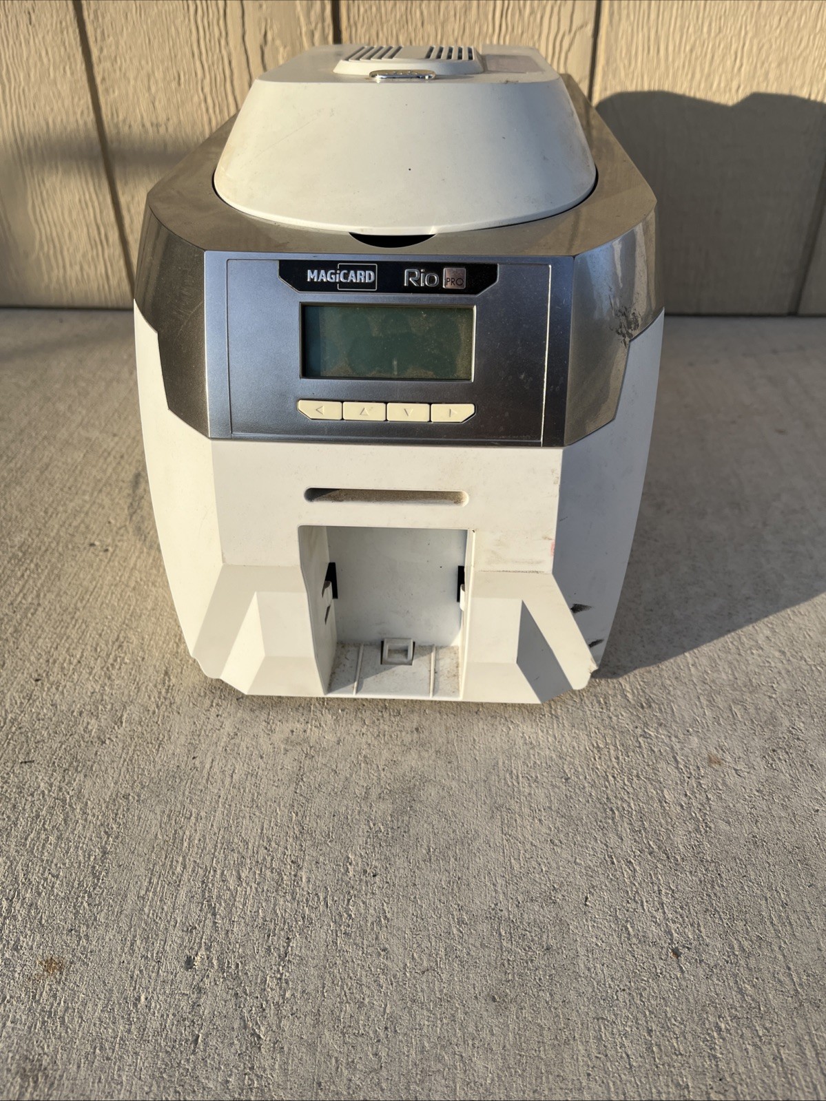 Magicard Rio Pro STD Two Sided Color ID Card Printer Error Code 11:00 Sold As Is