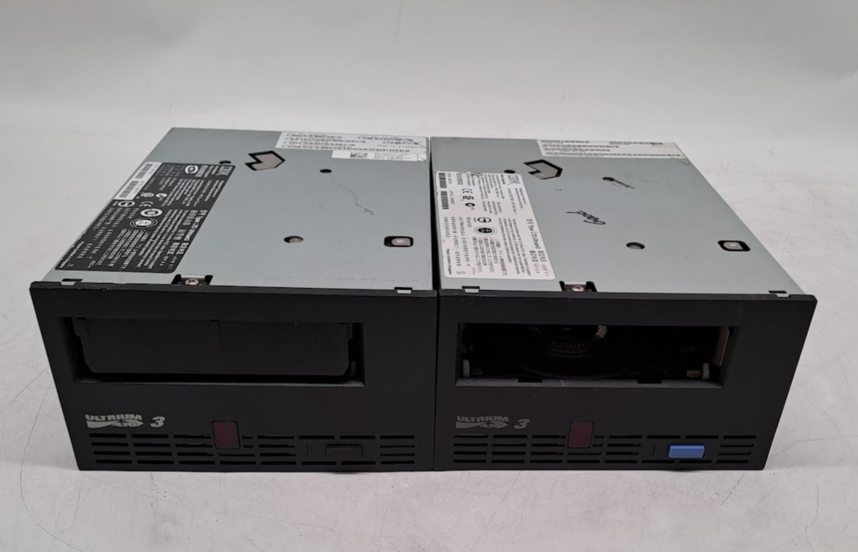 Lot of 2 IBM LTO Ultrium 3 Internal Tape Drive 95P2012 and 24R2126
