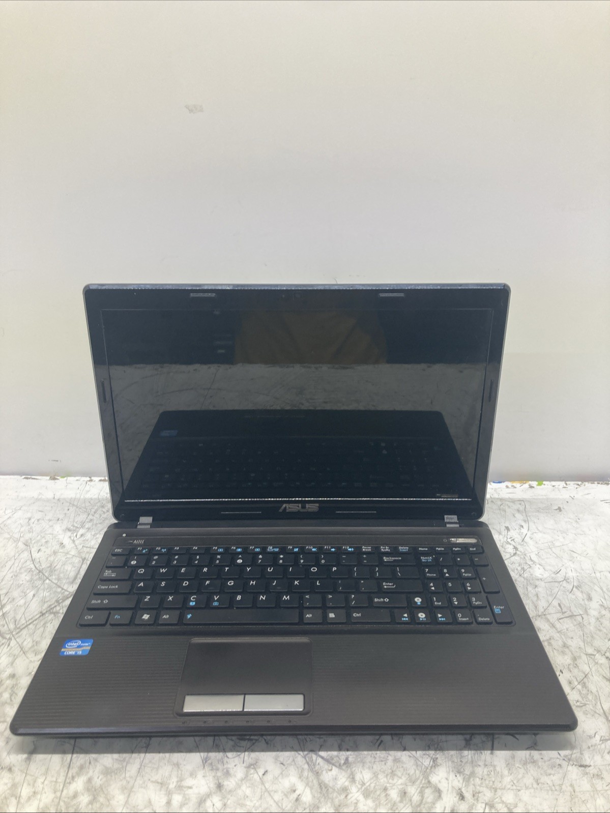 ASUS K53E 15.6" Intel Core i5-2410 2.3GHz 4GB RAM NO HDD Boots to BIOS