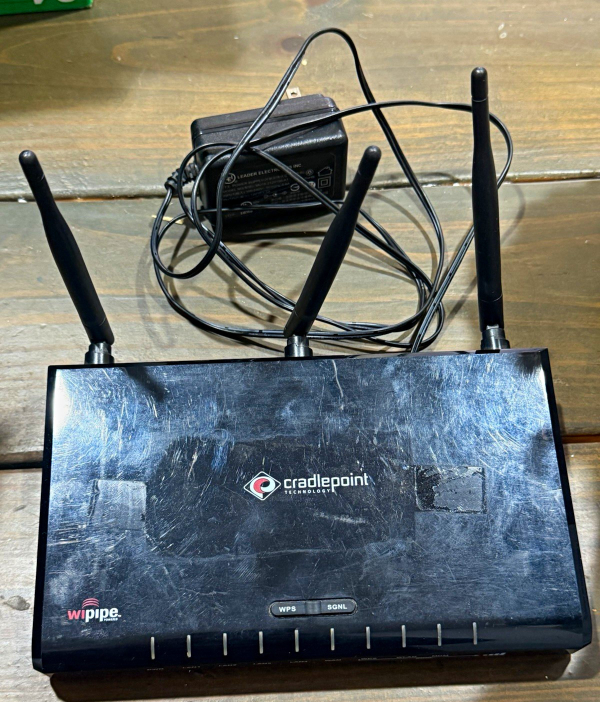 Cradlepoint MBR1000 Wireless Router 300Mbps WPS 4-Port Black w/ Antennas PSU