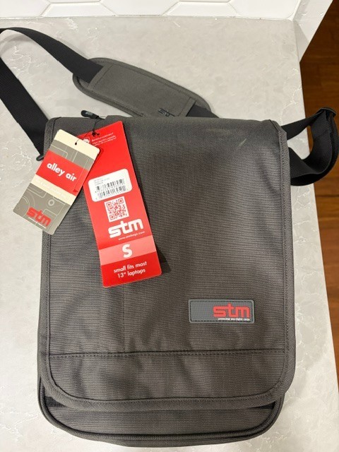 STM Vertical Laptop Bag Messenger Padded Dark Grey Carbon  Alley Air for 13" PC