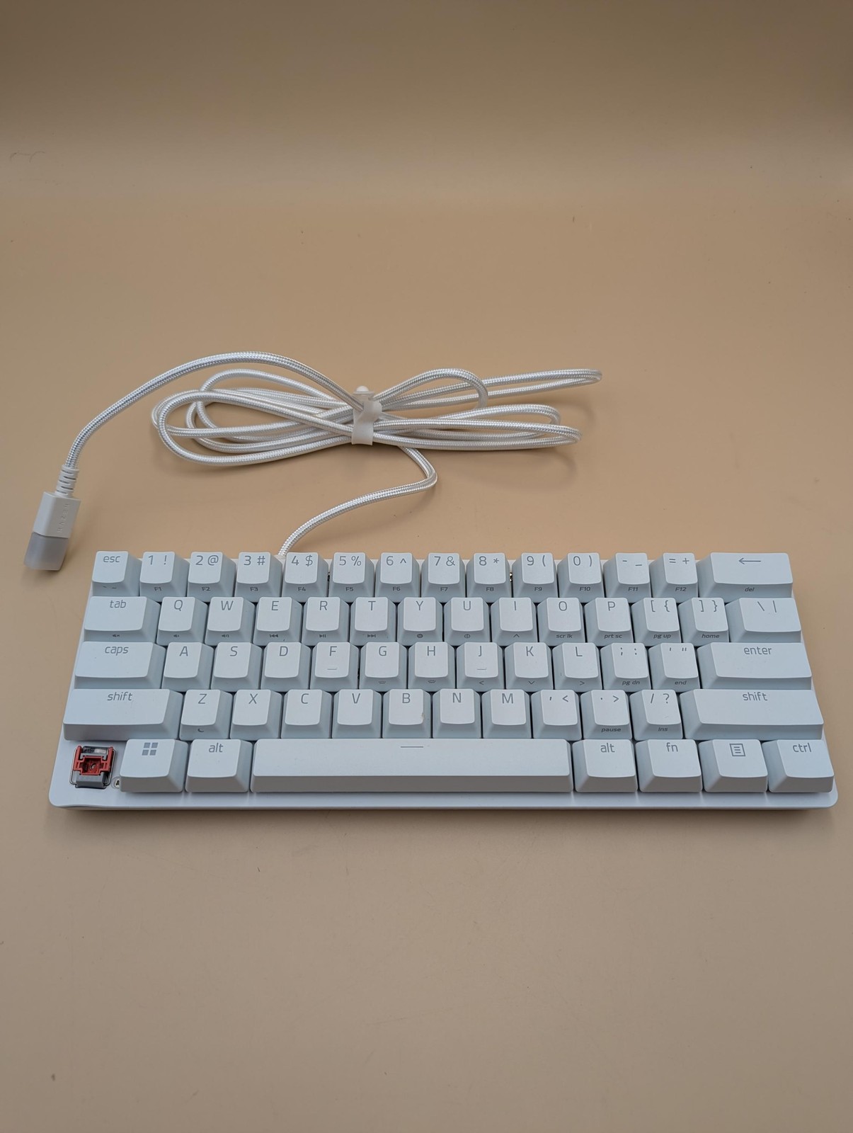 Razer Huntsman Mini 60% Gaming Keyboard, Linear Optical Switches, White*DAMAGE