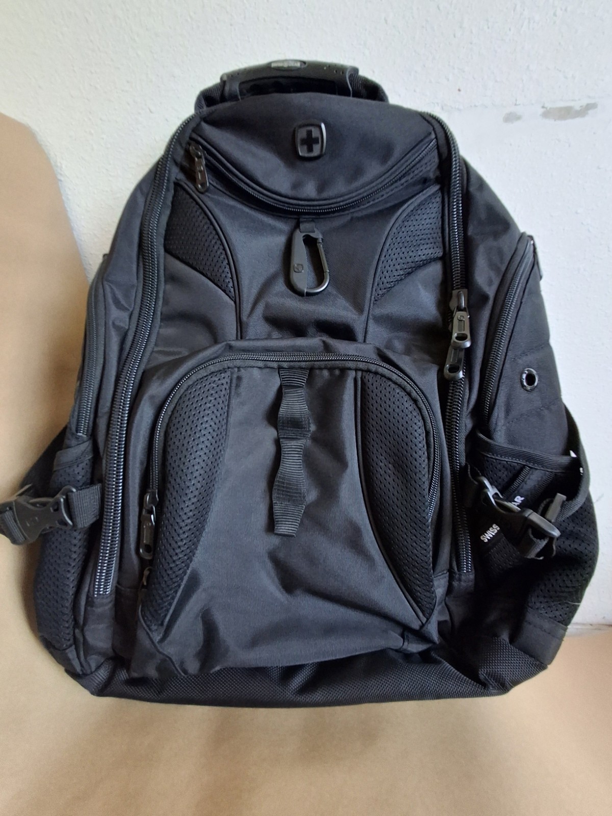 SwissGear 1900 Scansmart TSA 17-Inch Laptop & Tablet Tech Backpack Black/Black
