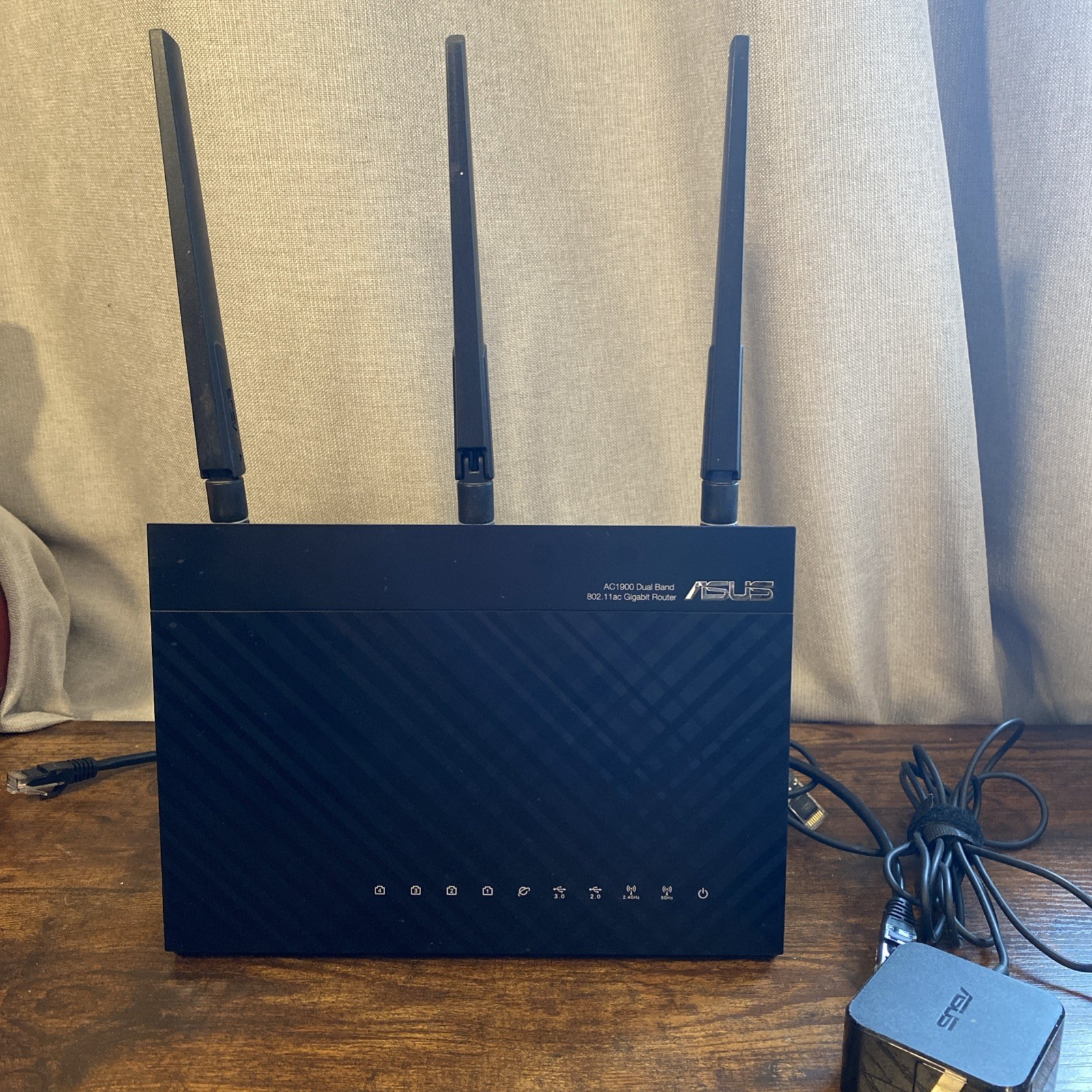 ASUS AC1900 WiFi Router (RT-AC1900P)- Dual Band Gigabit Wireless Internet Router