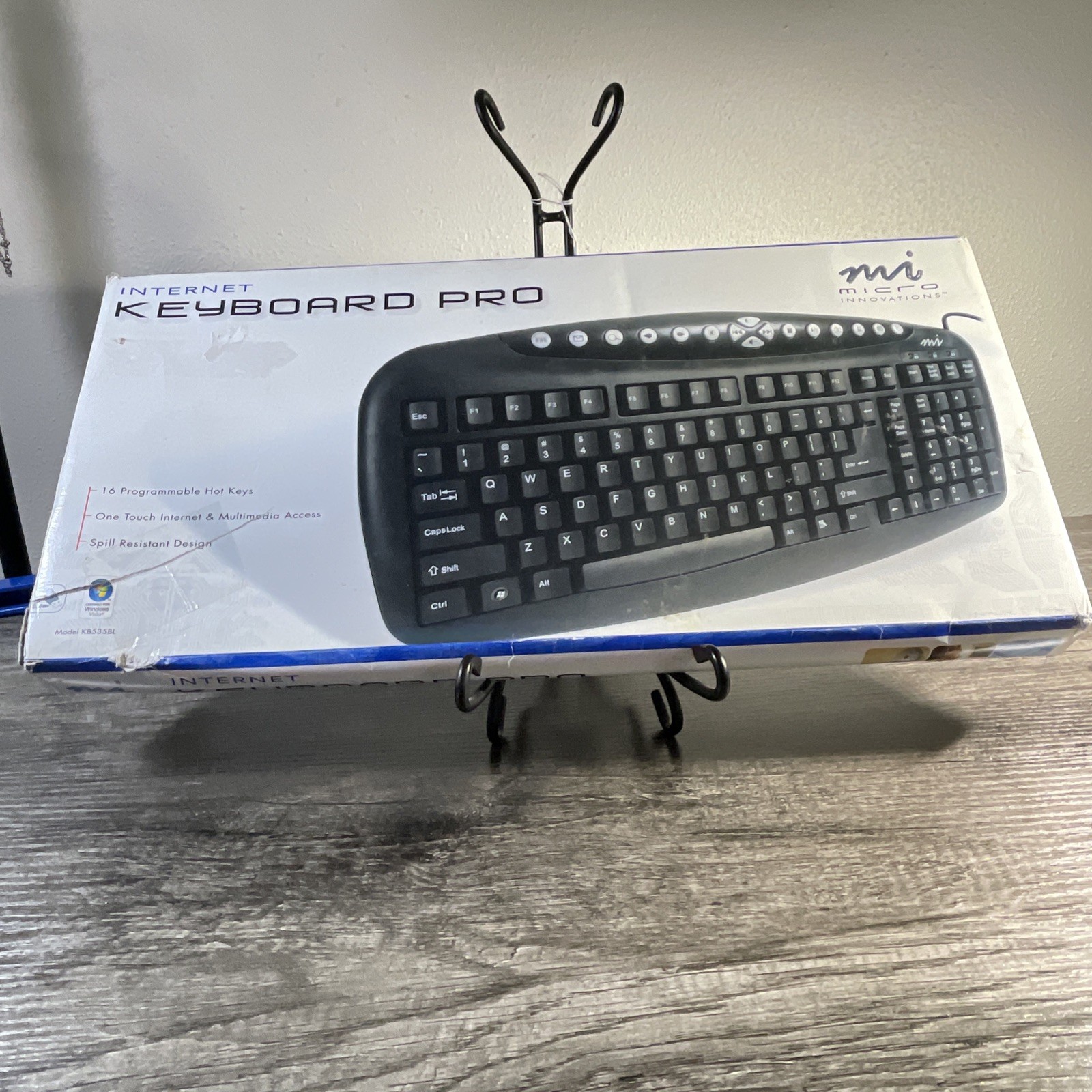 Micro Innovations-Internet Keyboard Elite-KB535BL-USB or PS/2-16 Hot Keys NIB