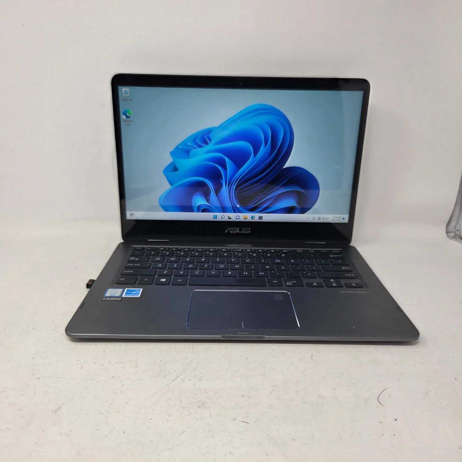 Asus Zenbook 13 OODH7LB 13.3" i7-8565U 1.8GHz 16GB RAM 512GB SSD