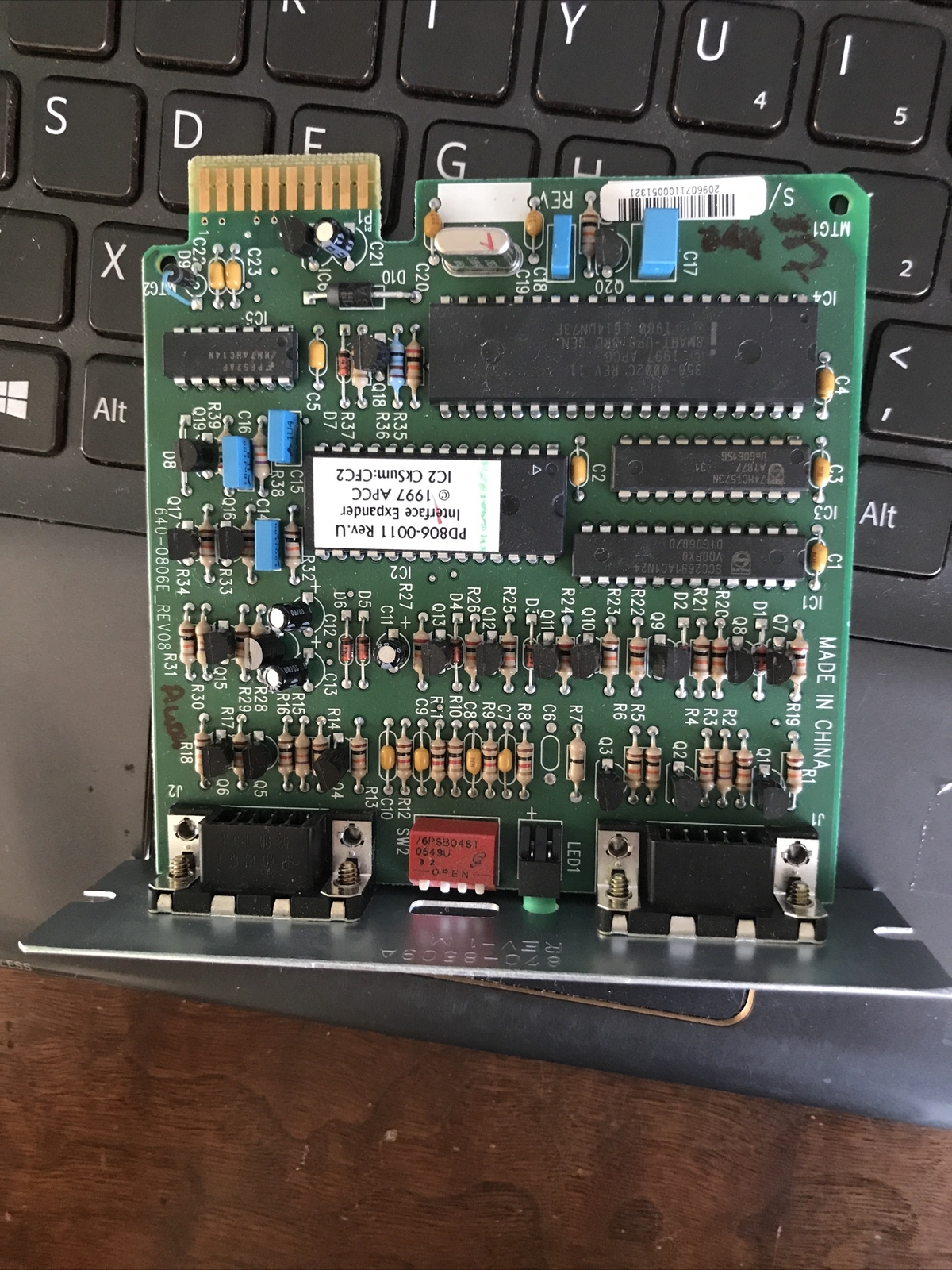 APC AP9607 Smart Slot UPS Interface Expander