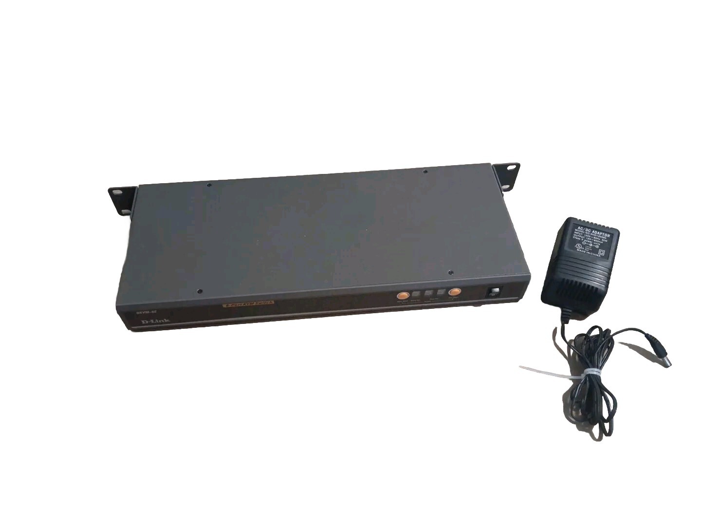 D-Link 8-Port Rack-Mounted KVM Switch With VGA & PS/2 (DKVM-8E) BKVM8EA...B1 GUC
