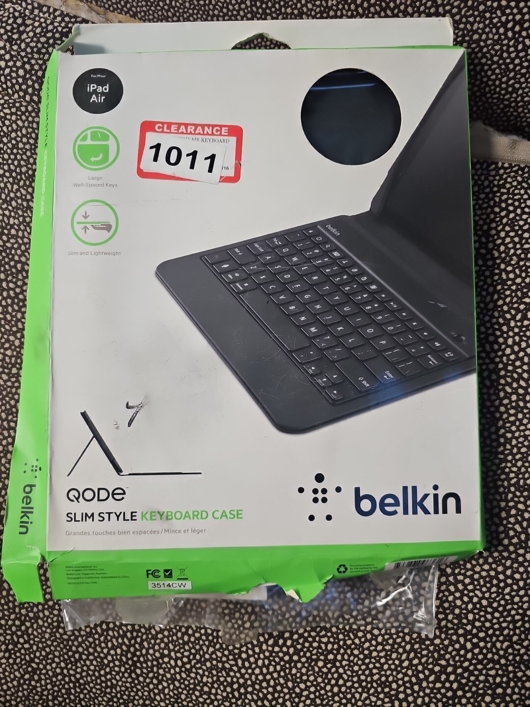 Belkin QODE Slim Style Universal Keyboard Case for 10-Inch Devices (F5L179ttc00)