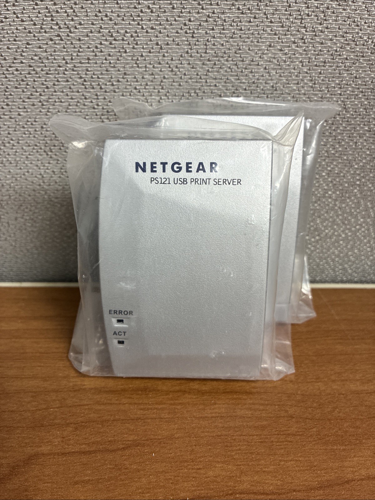 NETGEAR PS121 USB MINI PRINT SERVER - NEW - WITHOUT OEM POWER CORD AC ADAPTER