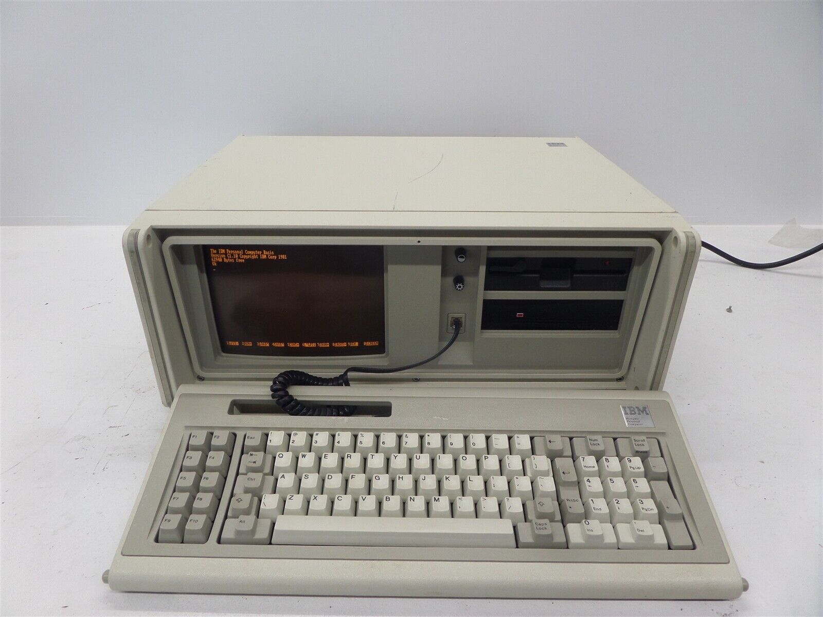 Vintage IBM 5155 Portable Personal DOS Computer
