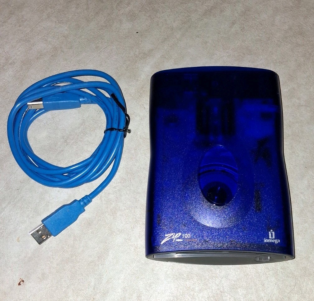 Iomega Zip 100 Z100USBS USB Powered External Drive 100MB Blue