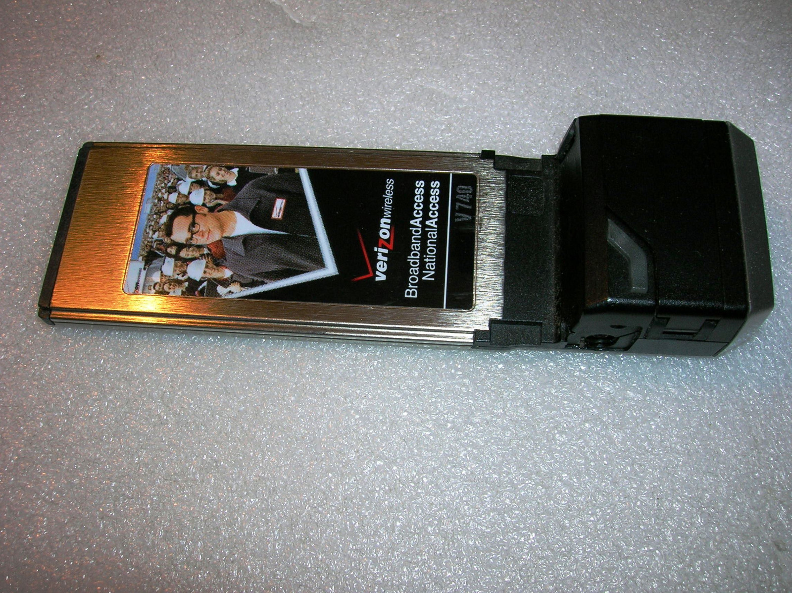 Verizon Wireless V740 ExpressCard Mobile Broadband Adapter 3G