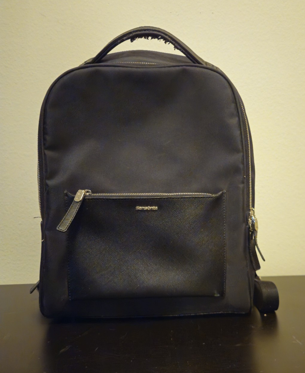 Samsonite Black Backpack – Classic Everyday Bag – Nylon – Pre‑Owned