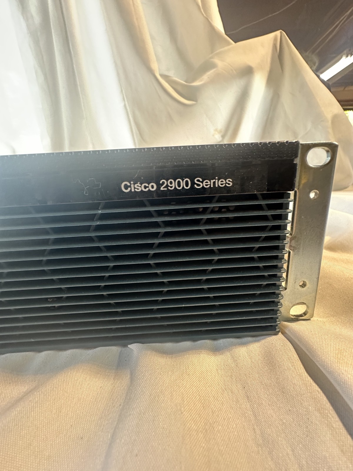 Cisco 2911/K9 Integrated Services Router ISR G2 w/ WAN Module (TUK, JTS2)