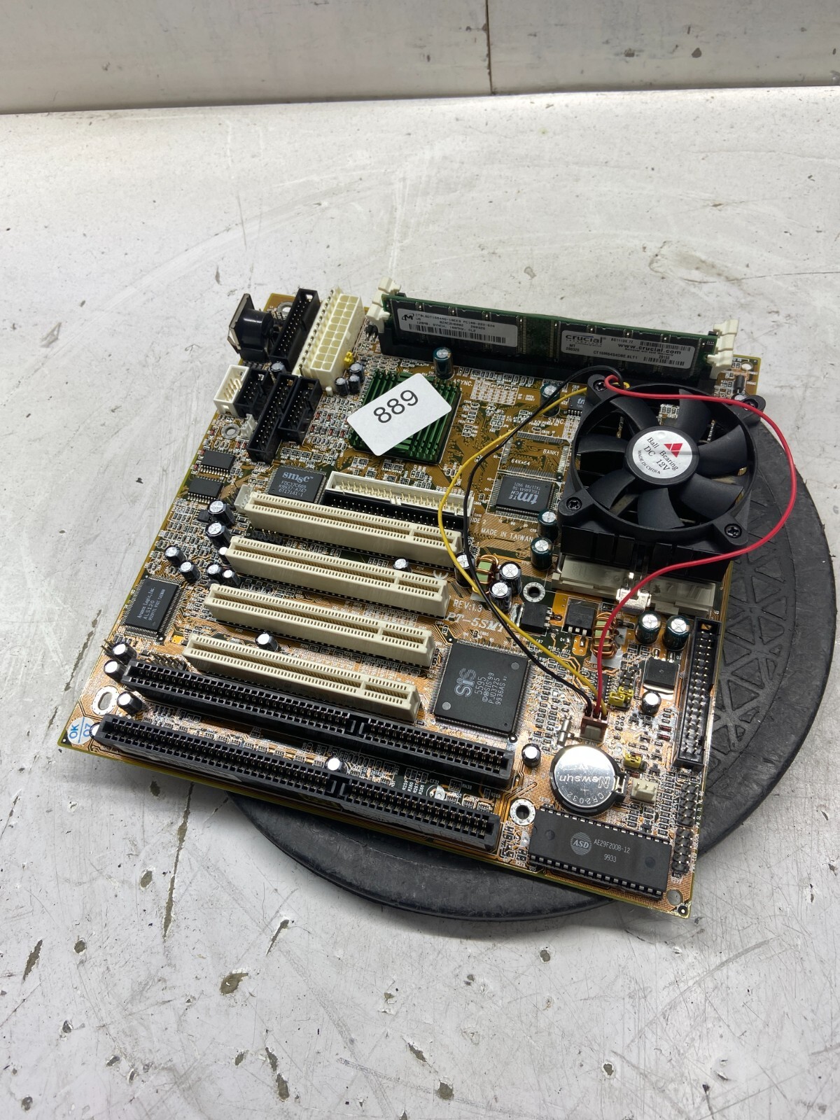 Azza PT-5SMT AMD K6-2/500 128MB