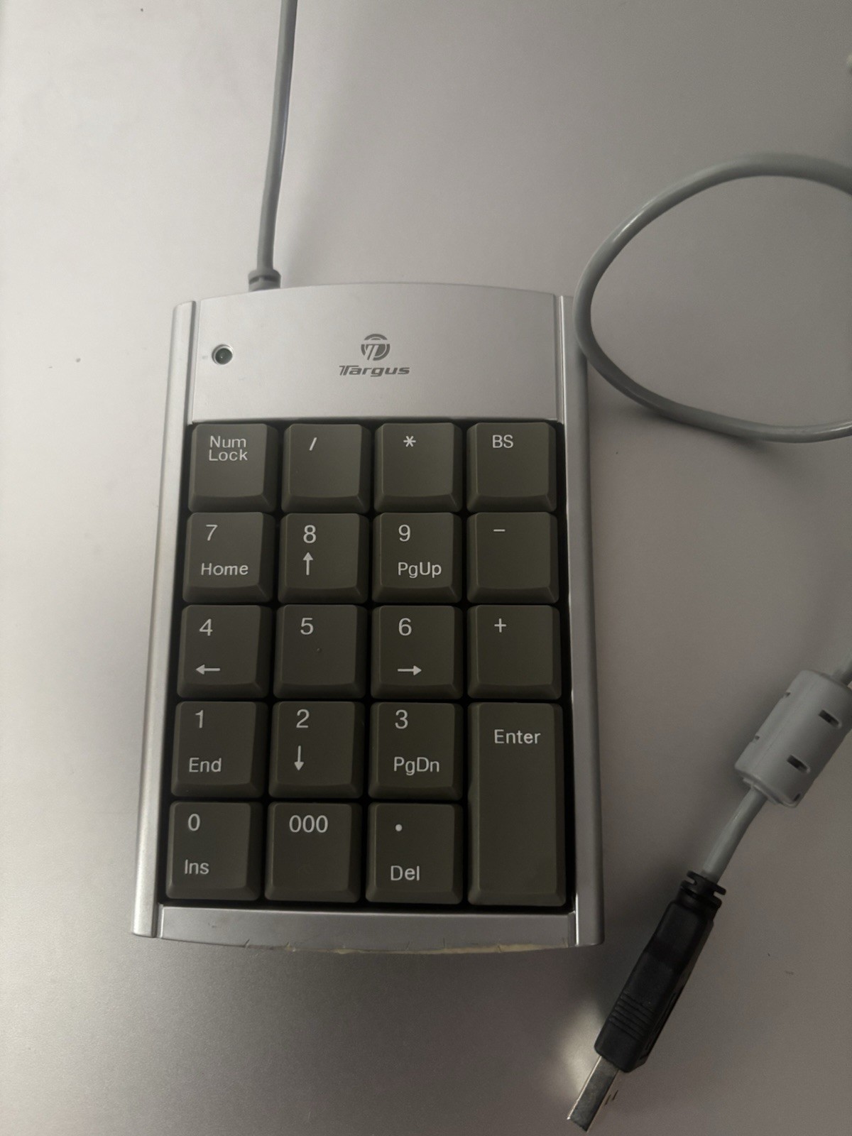 Targus PAUK10U USB Numeric Keypad 10-Key Number Pad 2-Port USB Hub Tested Works