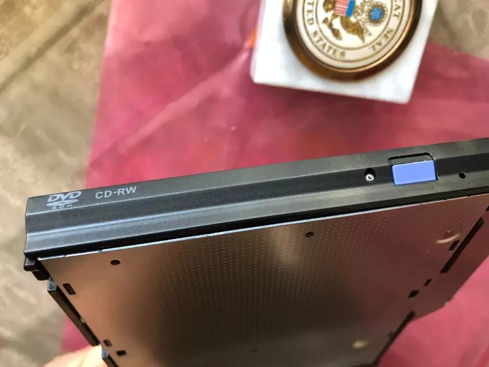 ThinkPad A20 A22 A30 T20 T22 T30 R30 R40 X30 X31 DVD/CDRW Drive