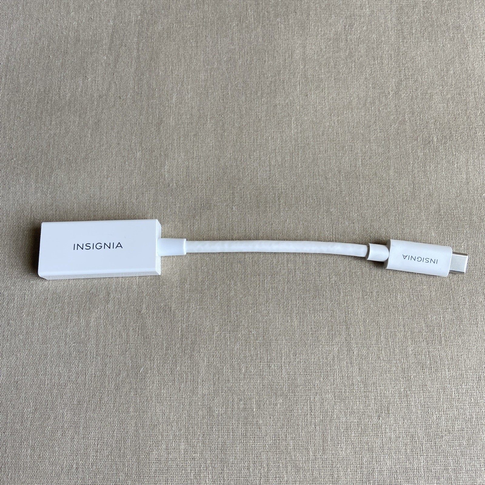 Insignia USB-C to Display Port Adapter NS-PCACD #2633 Z38/12 DisplayPort Cord +