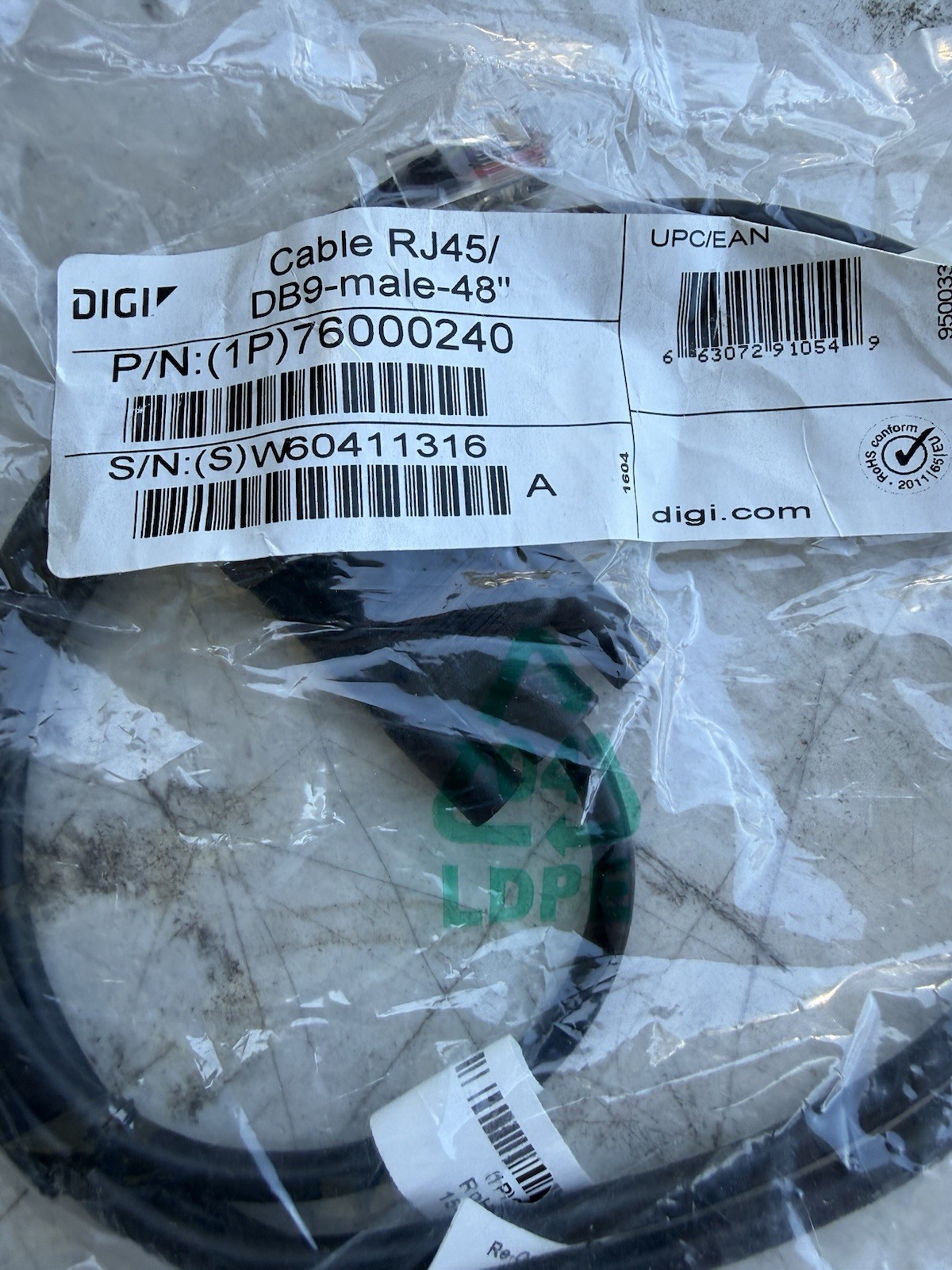 DIGI Cable RJ45/DB9-male 48”