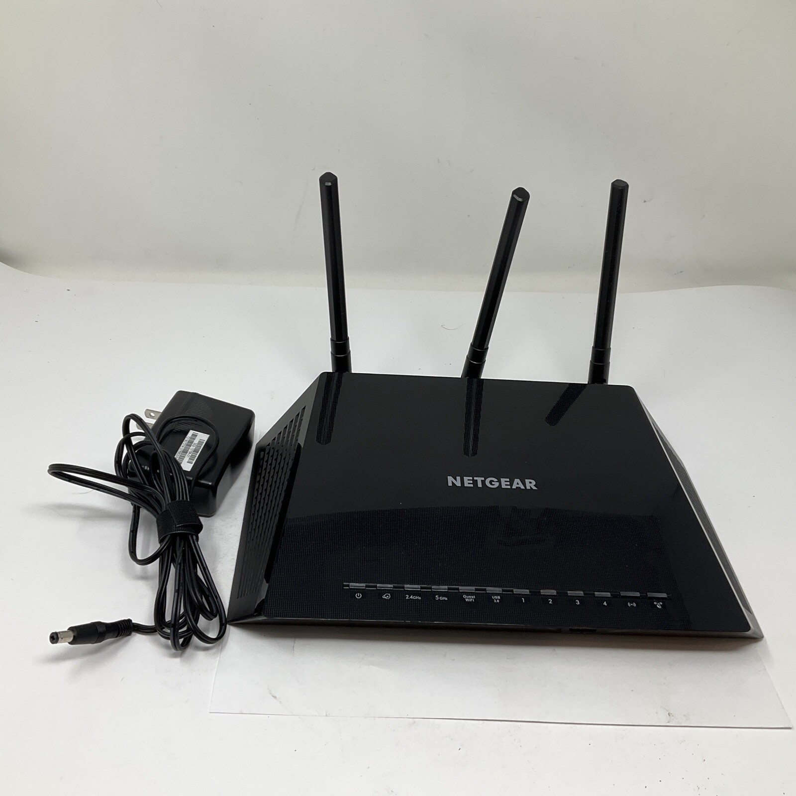 Netgear Nighthawk AC1750 (R6700v3) Smart WiFi Router - Fast & Secure