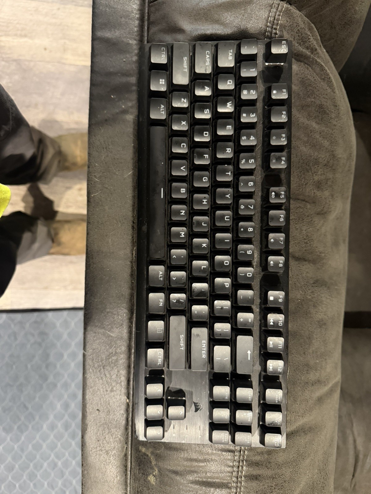 CORSAIR K60 RGB PRO TKL OPTICAL MECHANICAL GAMING KEYBOARD OPX SWITCH BLACK NICE