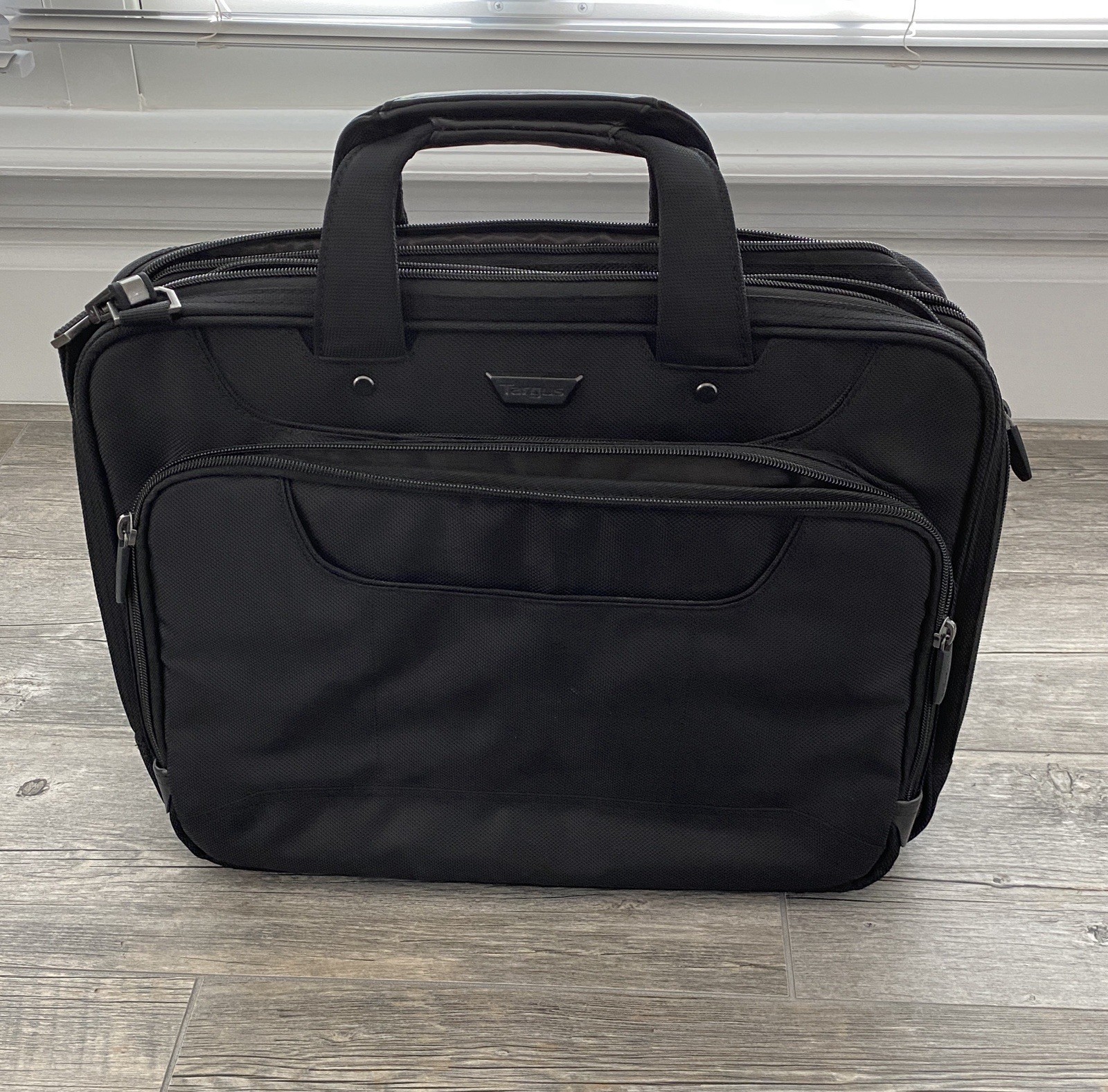 Targus 14” Black Nylon Corporate Traveler Laptop Bag