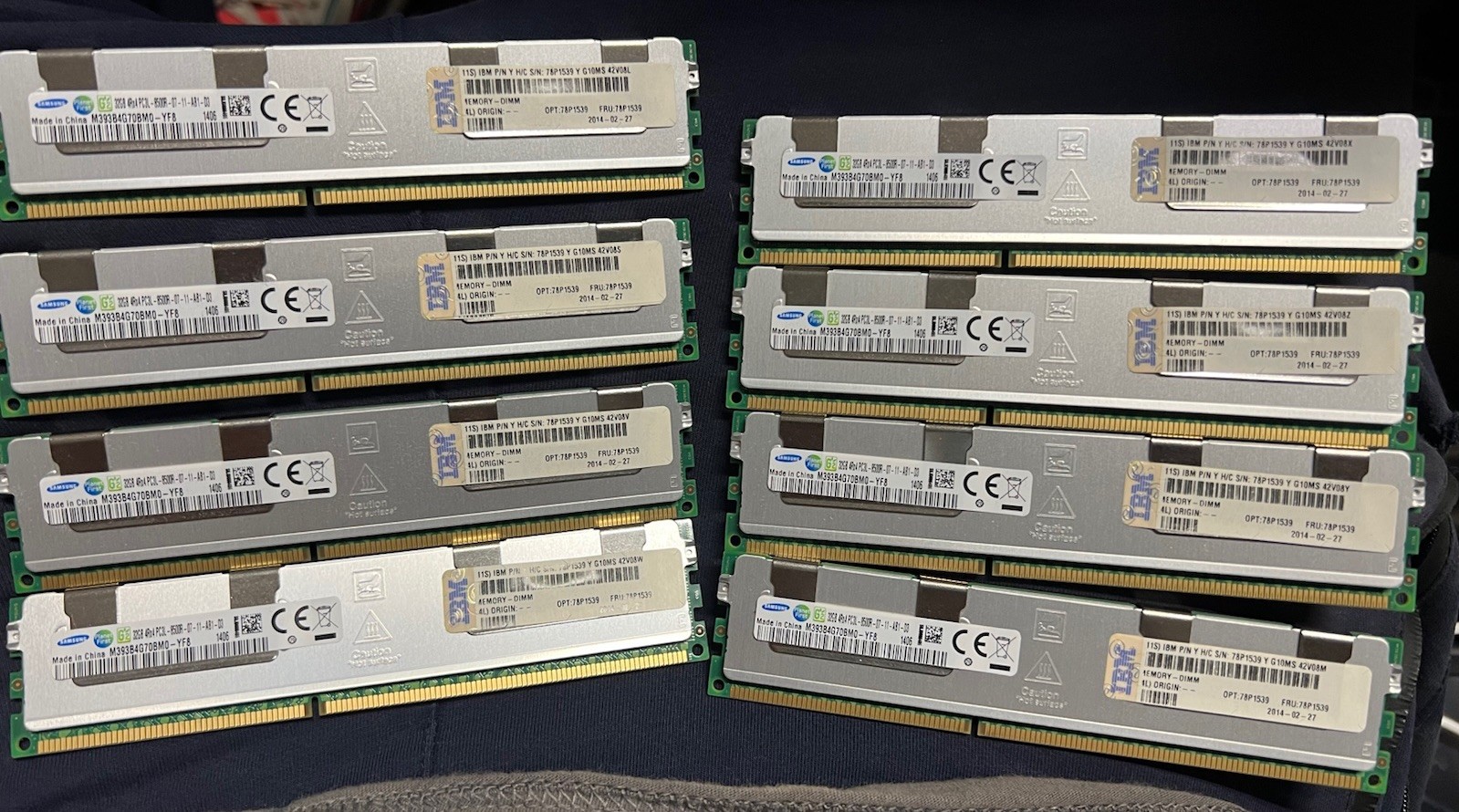 Lot(8) Samsung 32GB 4Rx4 PC3L-8500R  Server Memory M393B4G70BM0-YF8